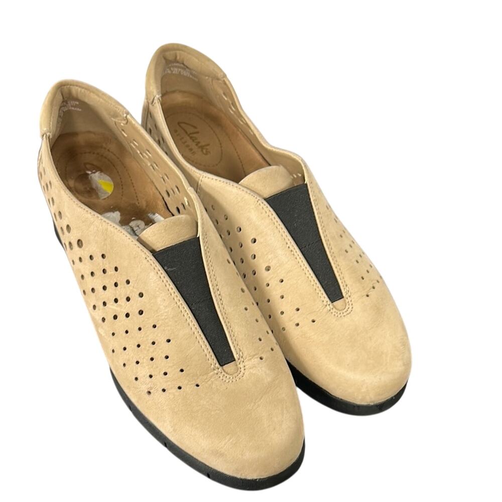 Clarks Women's Medora Gemma Nubuck Perforated Leather Shoes US Size 9M Cream
